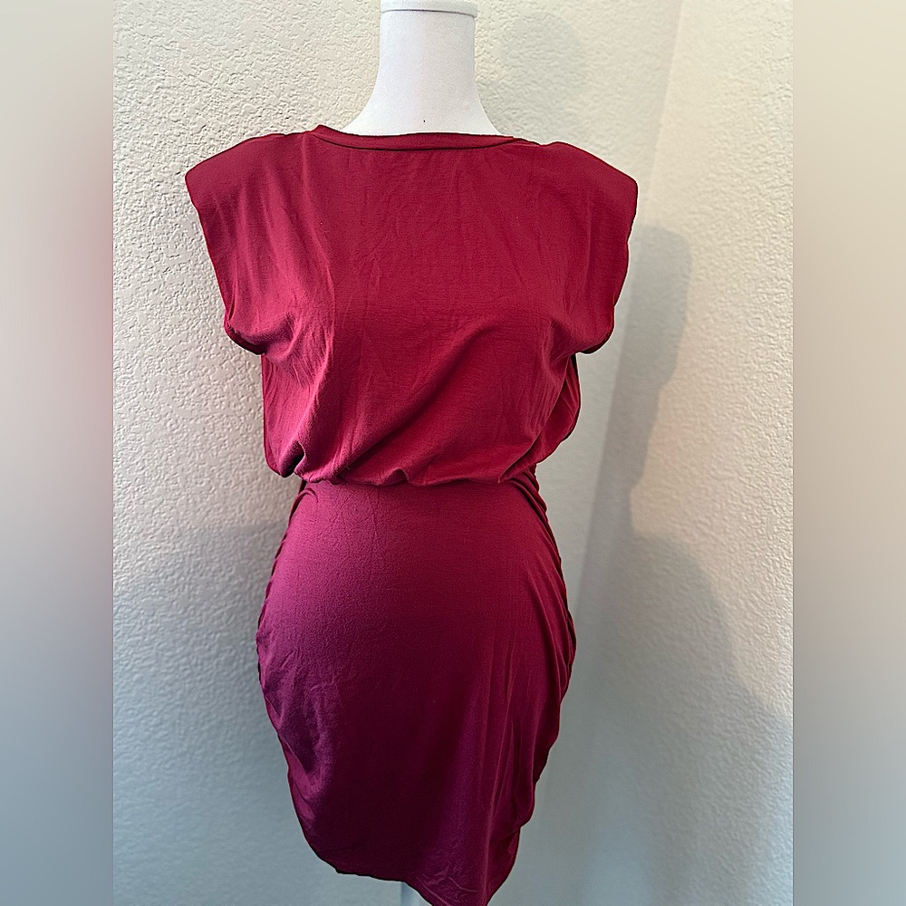 Women’s sexy burgundy short sleeved dress